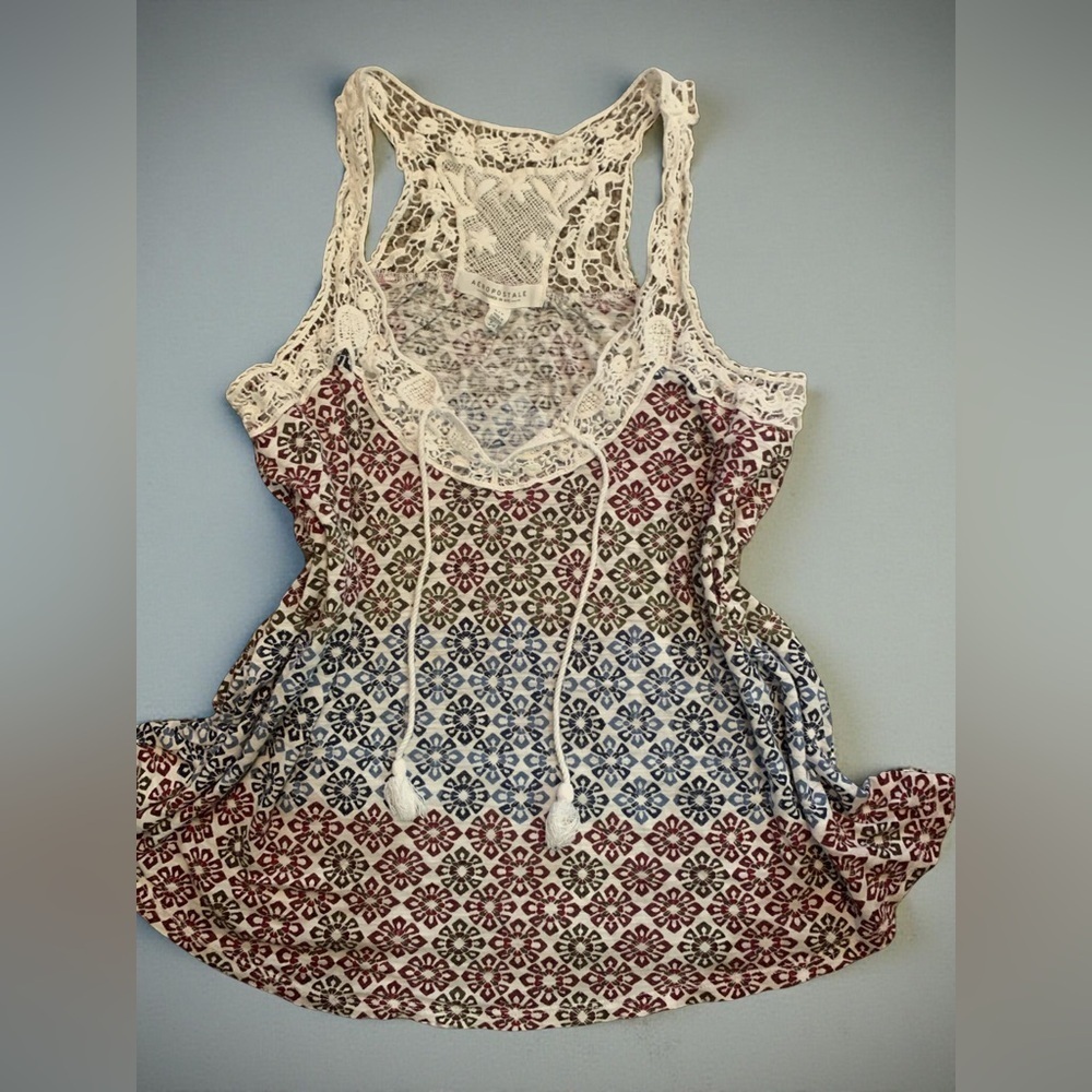 Aeropostale size small boho style Multicolor Lace Trim Tank Top